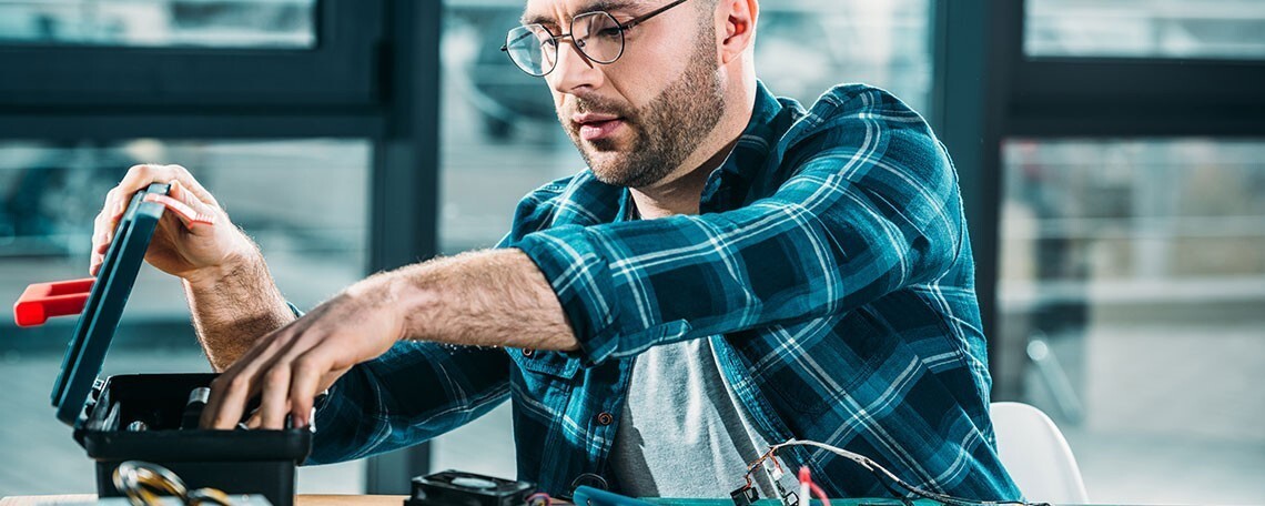 Hausmeister/-in (w/m/d) für die Marta-Belstler-Schulen (40%), 1. Bild